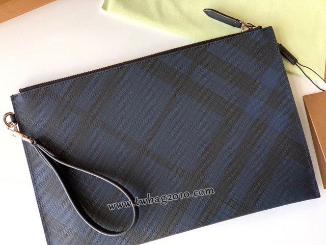 Burberry專門店新款格紋拉鏈收納袋手拿包 巴寶莉經典款男士手包 yxb1116